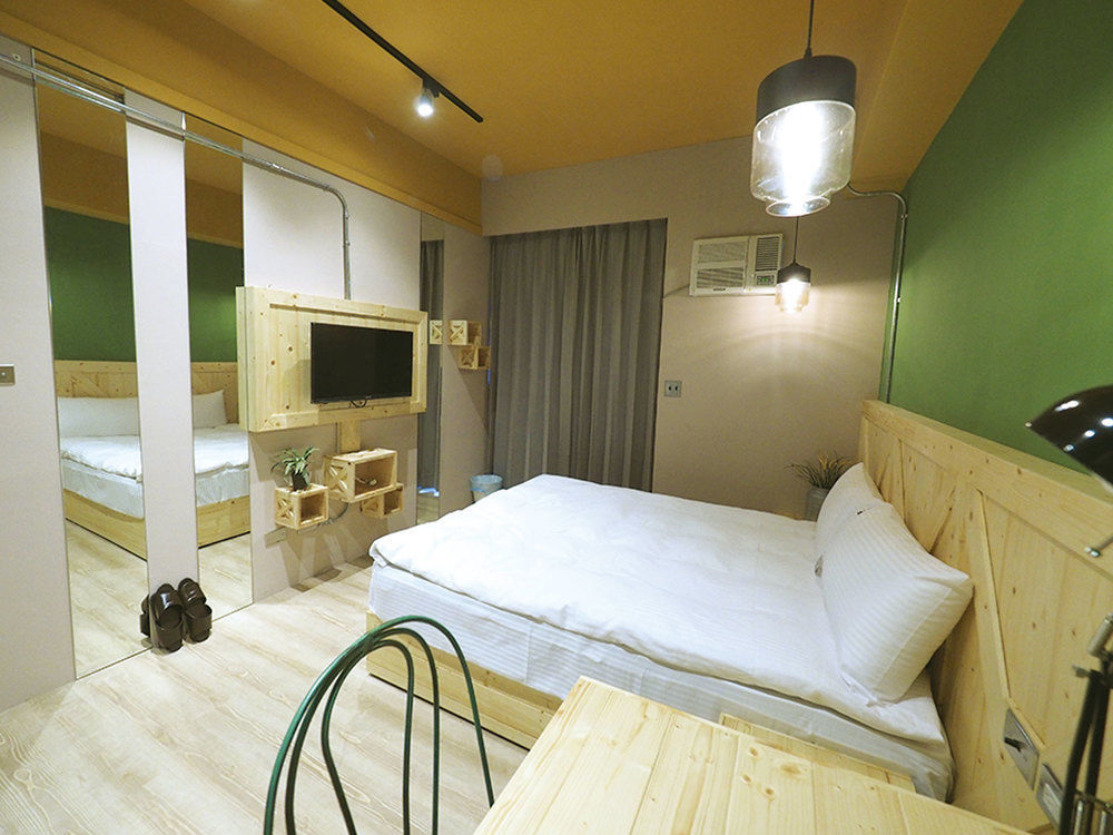 Loft Hostel Fengjia Taichung Esterno foto