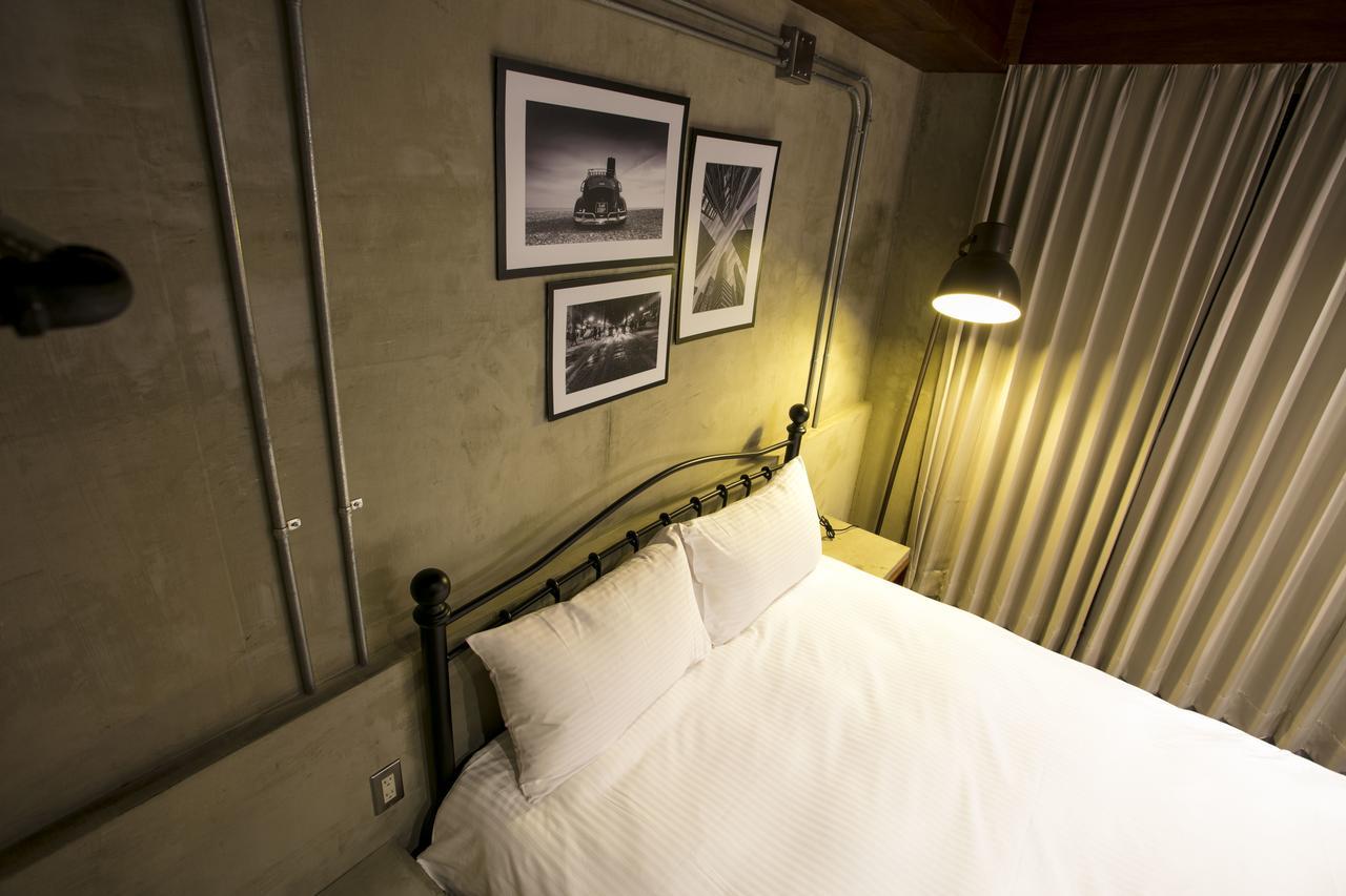 Loft Hostel Fengjia Taichung Esterno foto