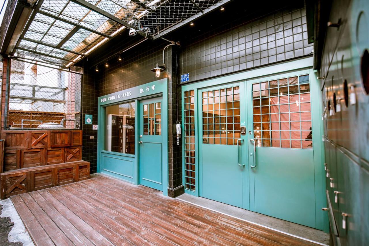 Loft Hostel Fengjia Taichung Esterno foto